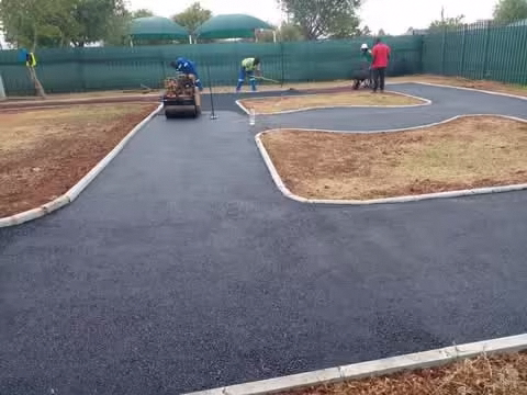 Road construction and asphalt surfacing in Midrand, Gauteng